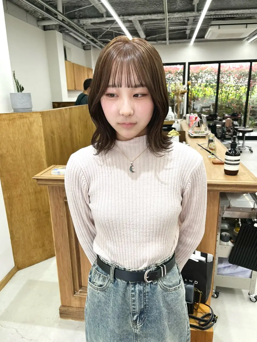 ミディアム カラー ヘアアレンジ ブリーチ ダブルカラー ブリーチなしカラー ena/ブリーチなし 透明感・レイヤー🎀のヘアスタイル