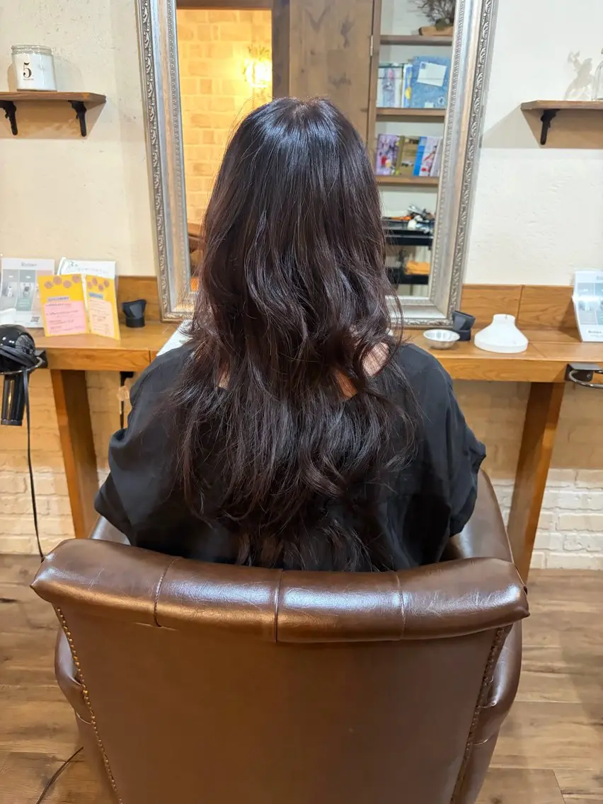 ロング 肥田 夕蘭のヘアスタイル