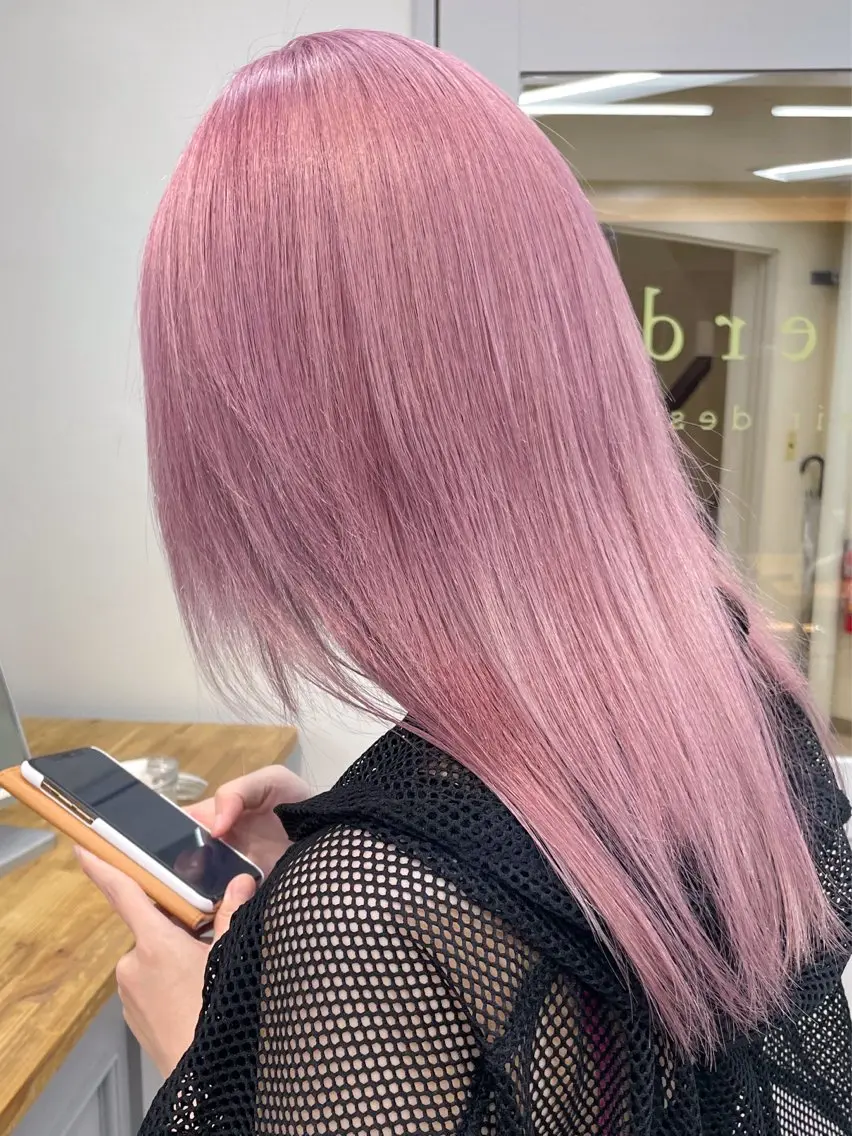 セミロング カラー ショートカットモデル 🧃Shionのヘアスタイル