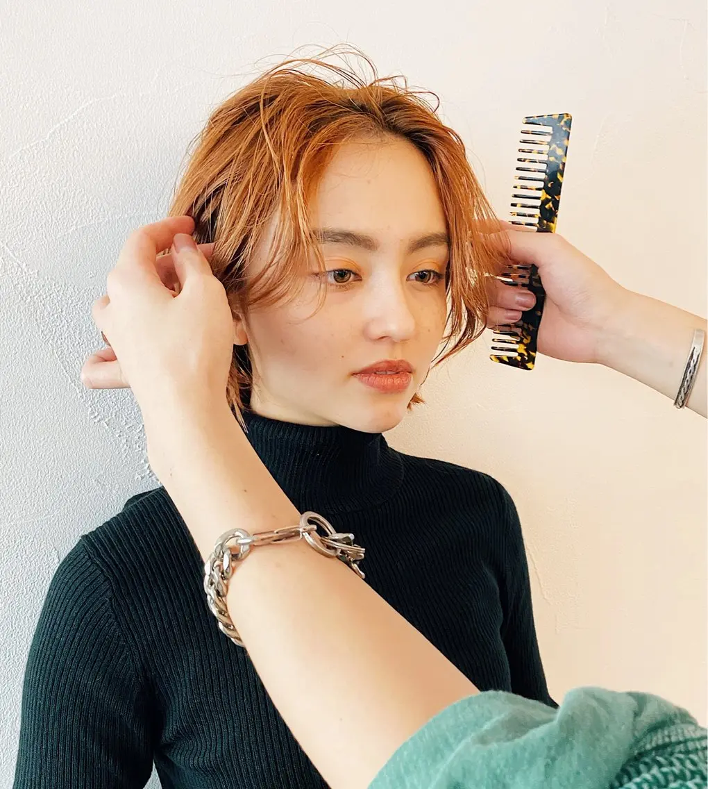 ショート カット ヘアカラー ラベンダーカラー＆ ミルクティー太田のヘアスタイル