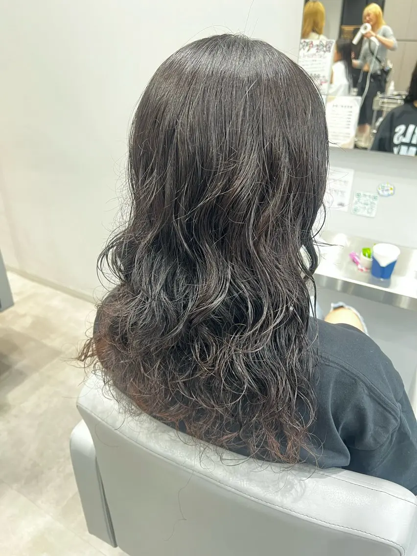 ロング パーマ カット パーマ 坂口 みりのヘアスタイル