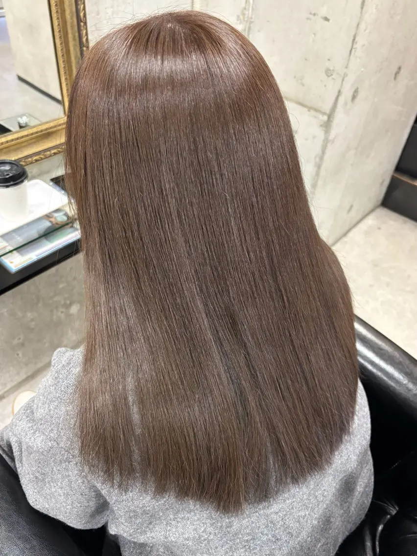 ロング カラー アッシュ アッシュグレー アッシュグレージュ グレージュ カット ヘアカラー Rin♡透明感ピンク 🎀白肌ラベンダーのヘアスタイル