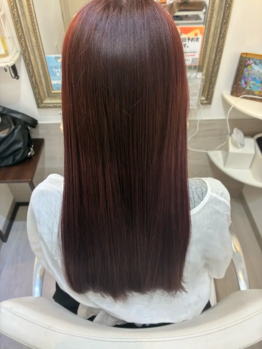 ロング カラー ✨透明感カラー✨ ☘️くすみカラー☘️のヘアスタイル