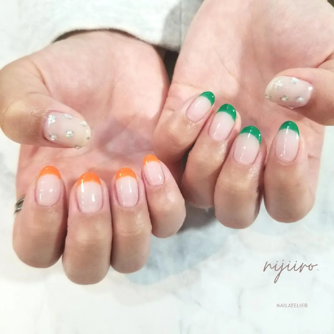 ネイル フレンチネイル ハンドネイル nijiiro🌈 サトウのネイルデザイン