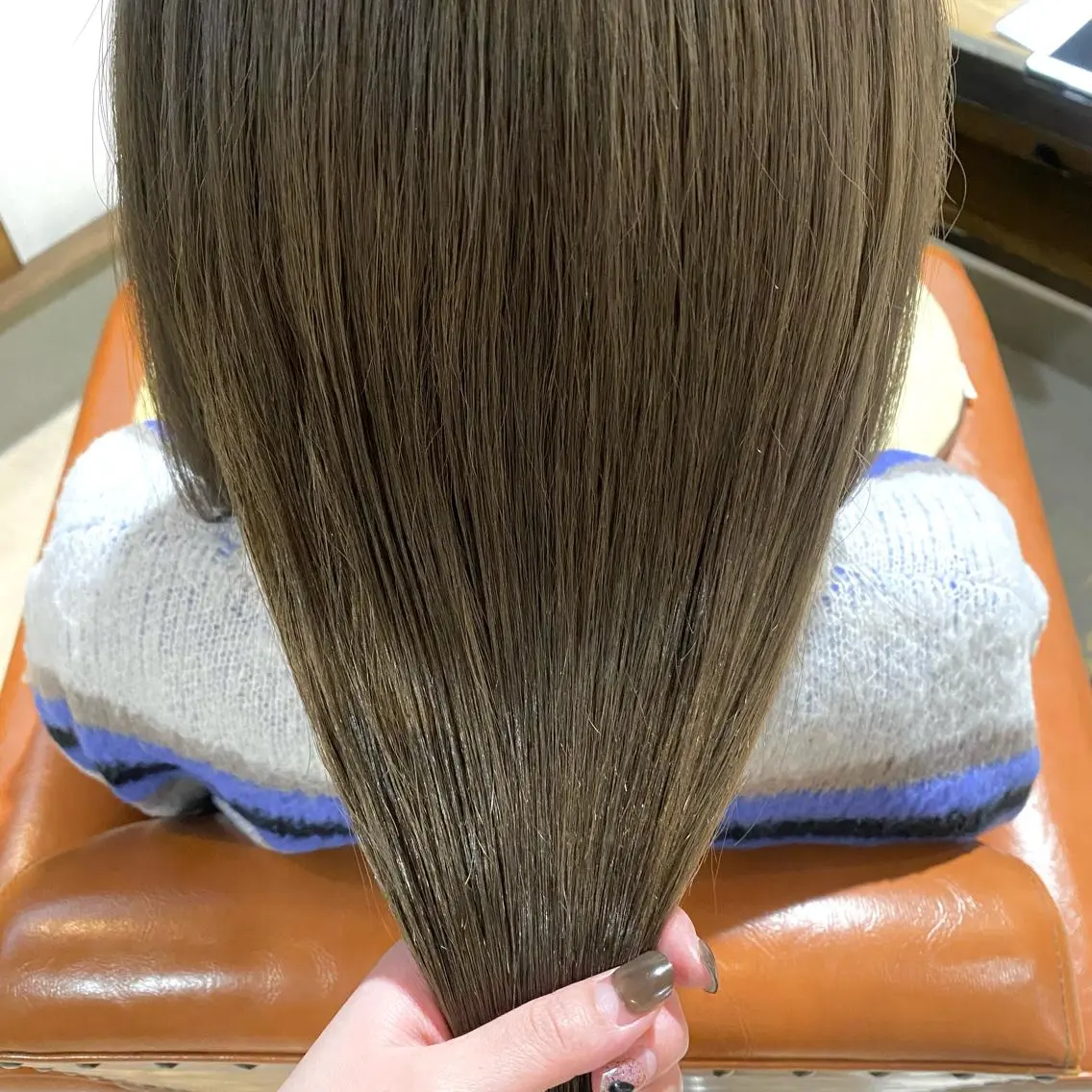 カラー ベージュカラー オリーブベージュ 【novem】 serenのヘアスタイル