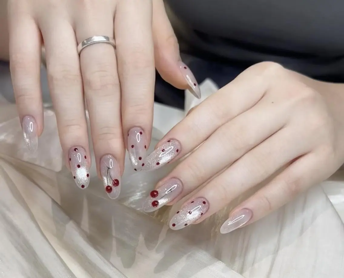 ネイル はる🎀ネイル& アイラッシュ🐈⬛のマツエク・マツパデザイン