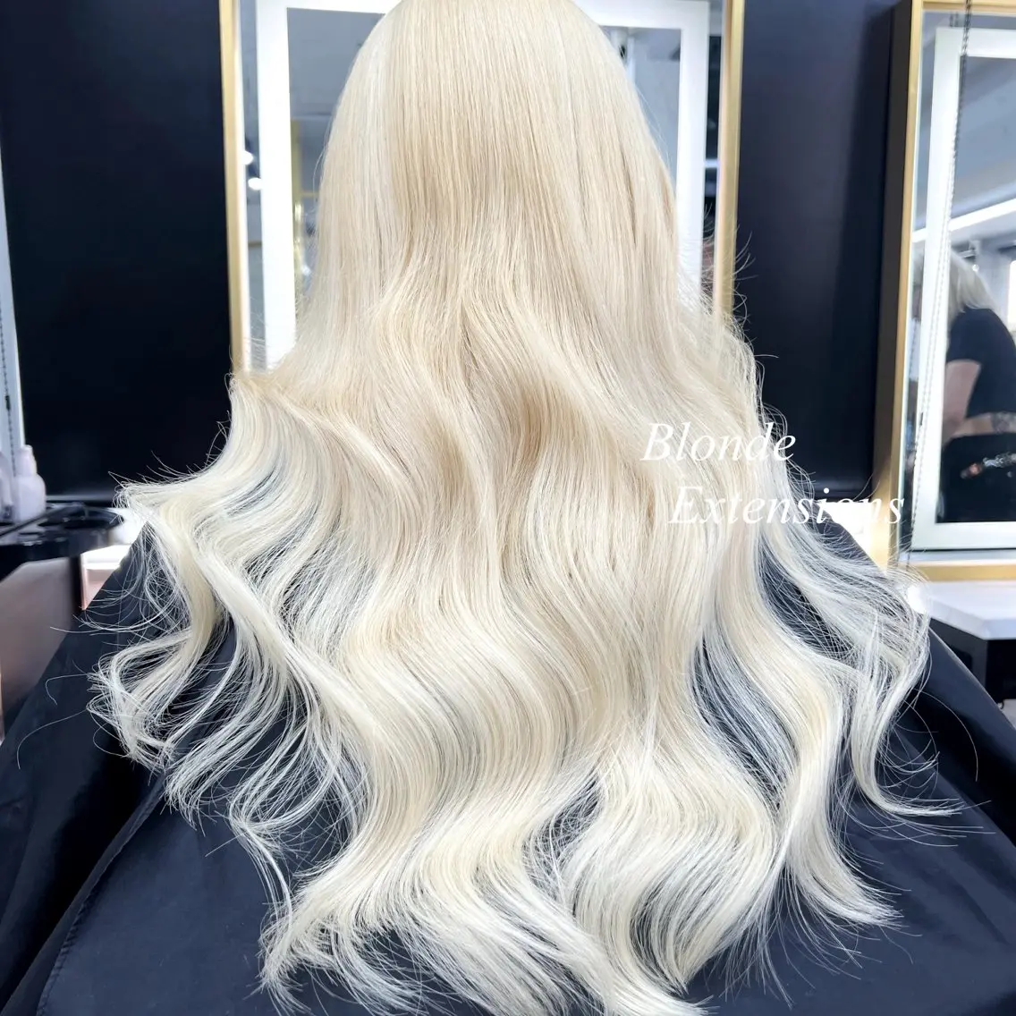 ロング カラー シールエクステ ハイトーンカラー エクステ ヘアカラー エクステ シールエクステ特化 ハイトーン、NANAのヘアスタイル