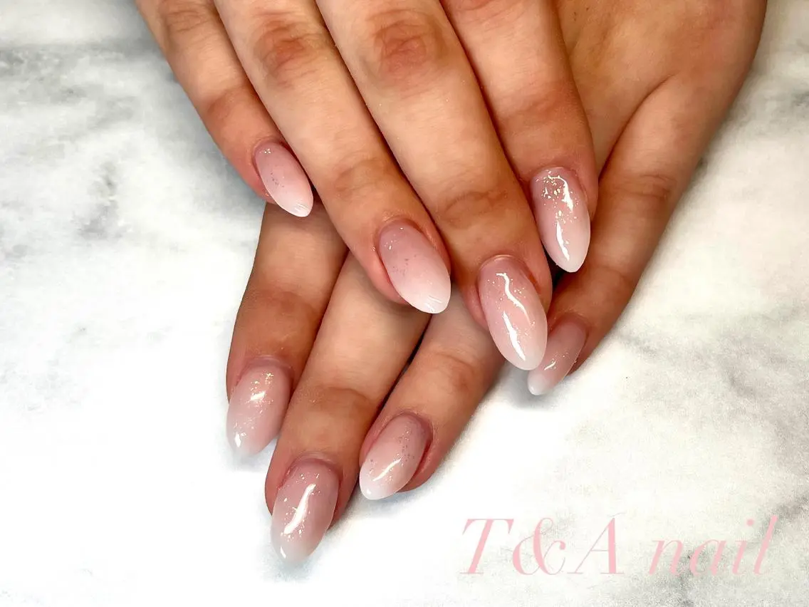 ミディアム ネイル 長さ出し ジェルネイル ニュアンスネイル スカルプネイル シンプルネイル T&A nailのネイルデザイン