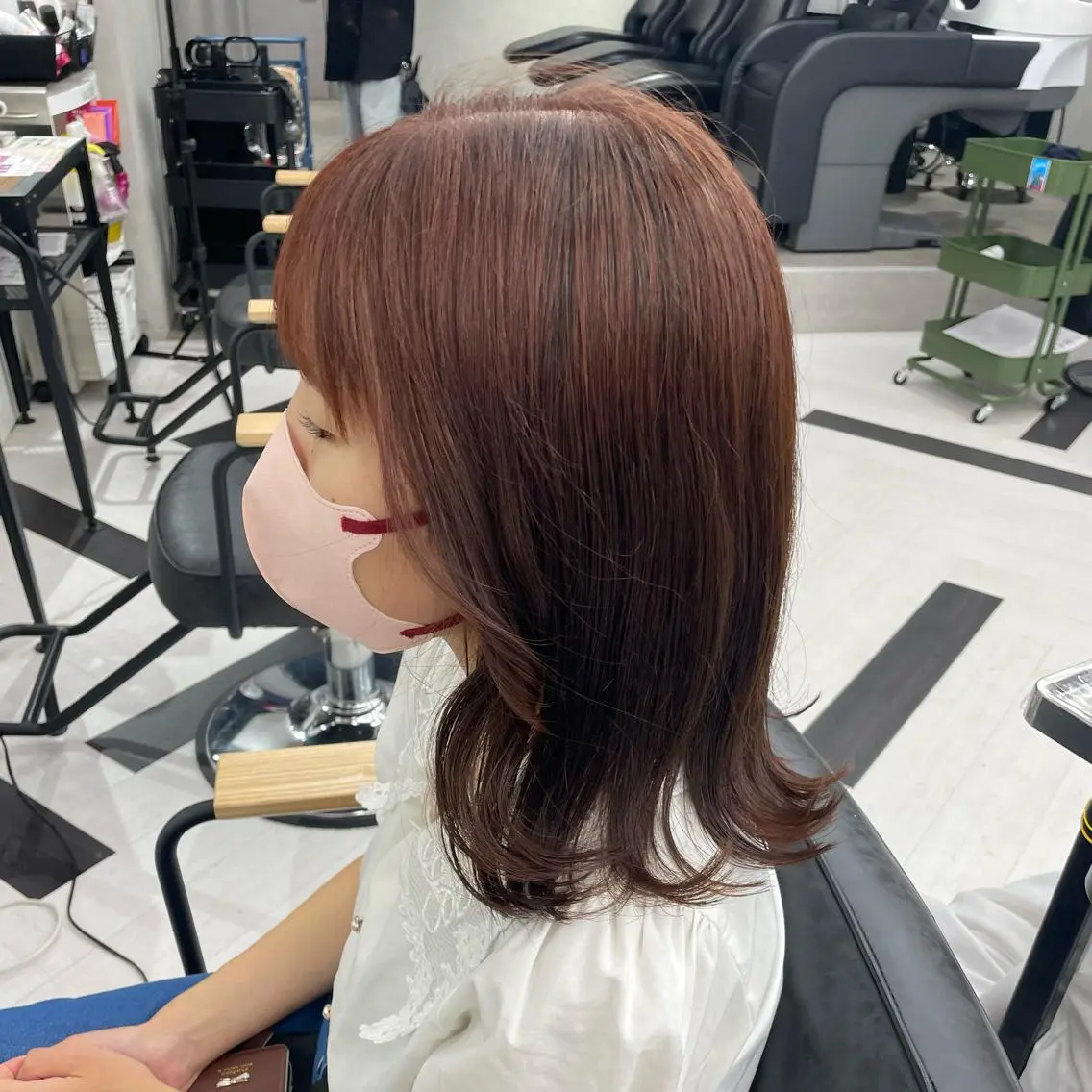 ショート カラー パーマ ヘアアレンジ メンズ キッズ ネイル マツエク・マツパ アイブロウ mona/ ストレートスタイル✨のヘアスタイル