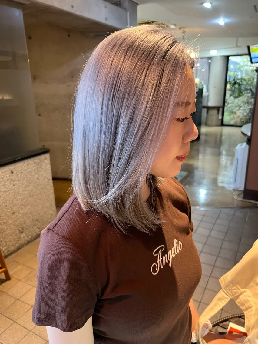 セミロング カラー 只野 真衣のヘアスタイル