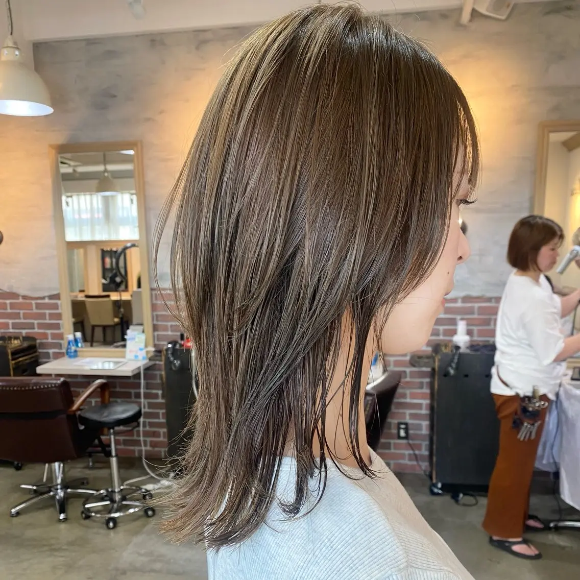 セミロング カラー レイヤーカット ウルフカット ウルフレイヤー カット ヘアカラー レイヤーカット/ 根本瑠実のヘアスタイル