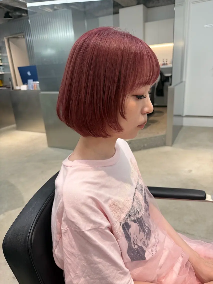ショート ブリーチ特化🎖️ピ ンクカラー高橋さやかのヘアスタイル