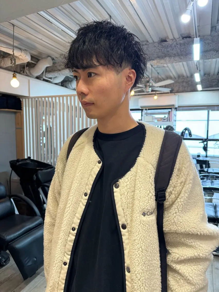 カラー パーマ メンズ アップバング センターパート マッシュ メンズパーマ スパイキーショート 【池袋/スパイキー ショート】ⓝⓘⓜⓤのヘアスタイル