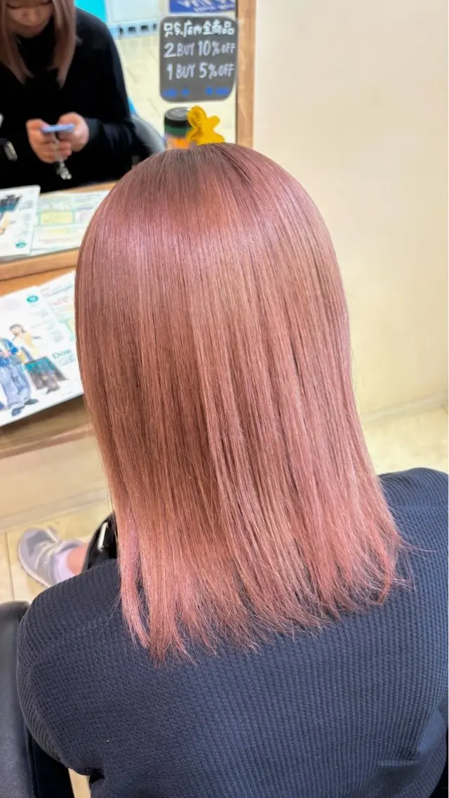ミディアム ヤマナカ モネのヘアスタイル