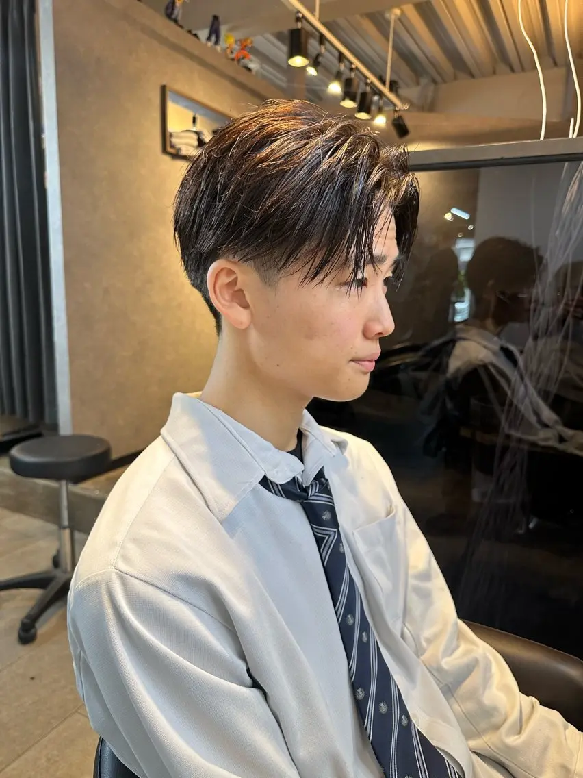 メンズカット、オシャレセンターパート✨️ヘッドスパ付きの写真