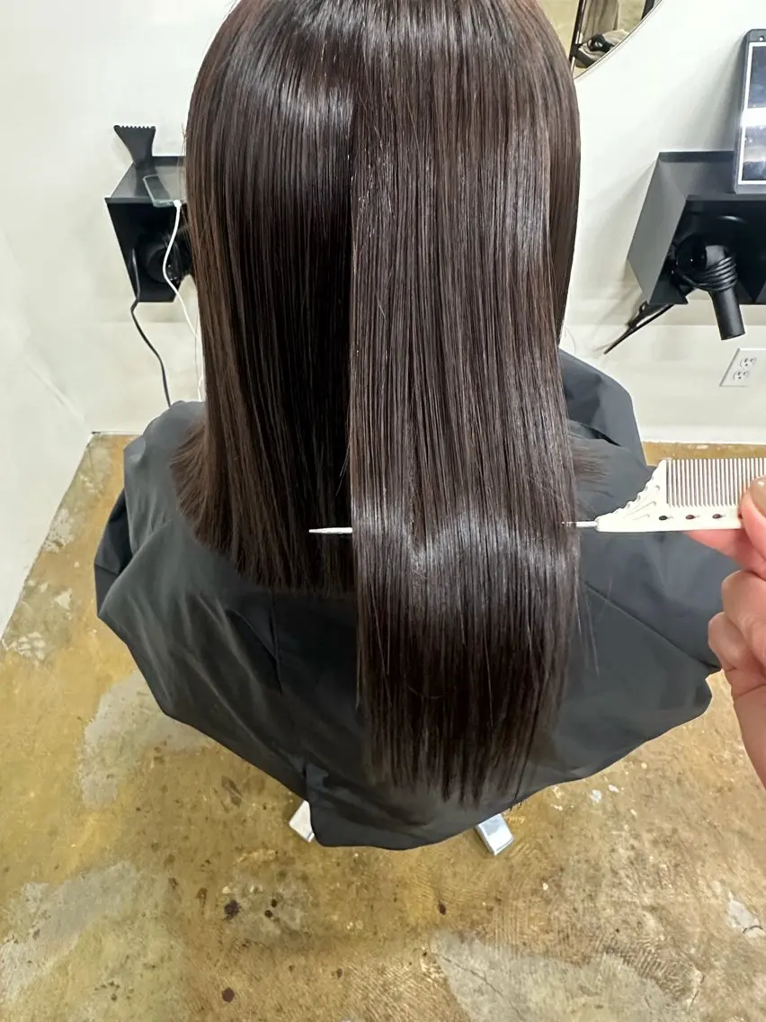 ロング カット 縮毛矯正 unit./ ReNnaのヘアスタイル