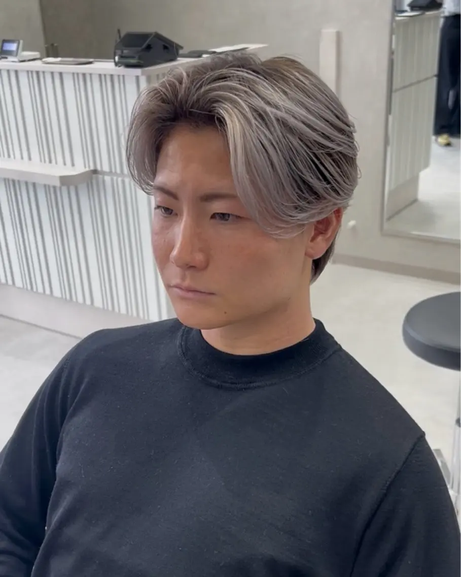 カラー メンズ メンズバレイヤージュ センターパート フェードカット マッシュ メンズパーマ 毛流れ/メンズパーマ kanata/溝の口のヘアスタイル