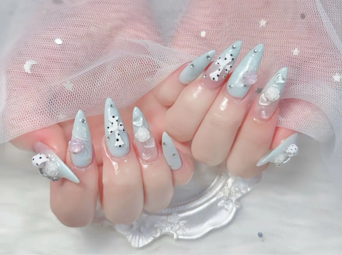 ネイル チークネイル 長さ出し フレンチネイル ジェルネイル グラデーション ハンドネイル THANHTHANH NAILのネイルデザイン