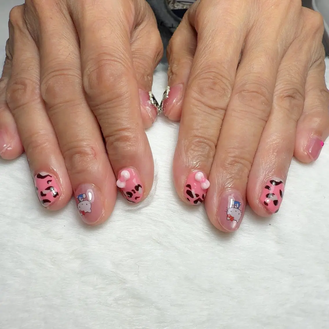 ネイル ハンドネイル 🎀NAIL RONI🎀のネイルデザイン