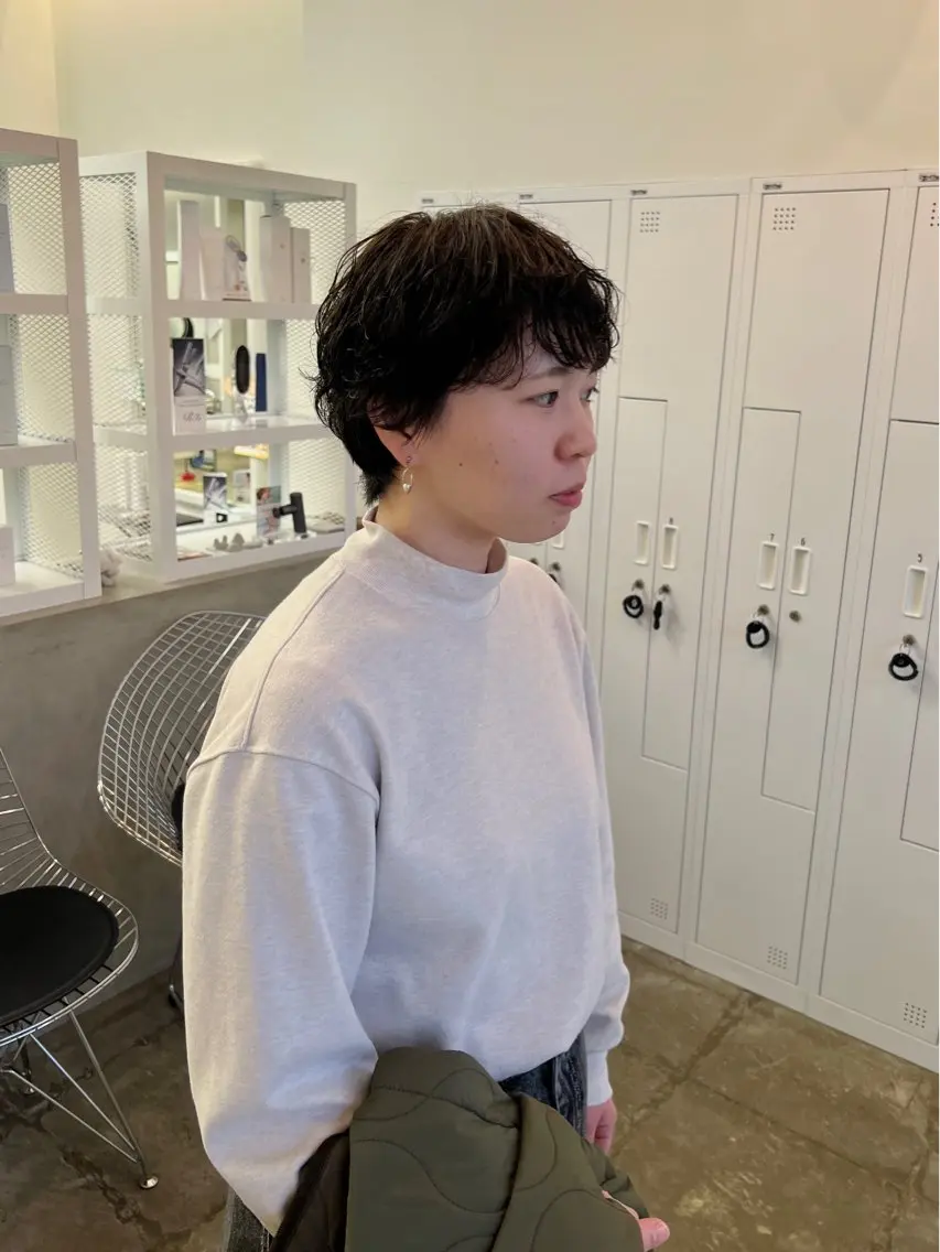 ショート カラー パーマ ブラウンカラー オリーブブラウン 似合わせカット ニュアンスパーマ サトウ リョウのヘアスタイル