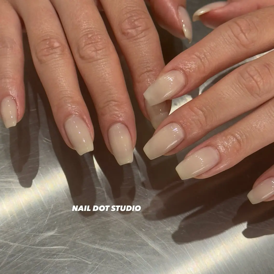 ネイル ハンドネイル NAILDOTSTU DIO SEINAのネイルデザイン