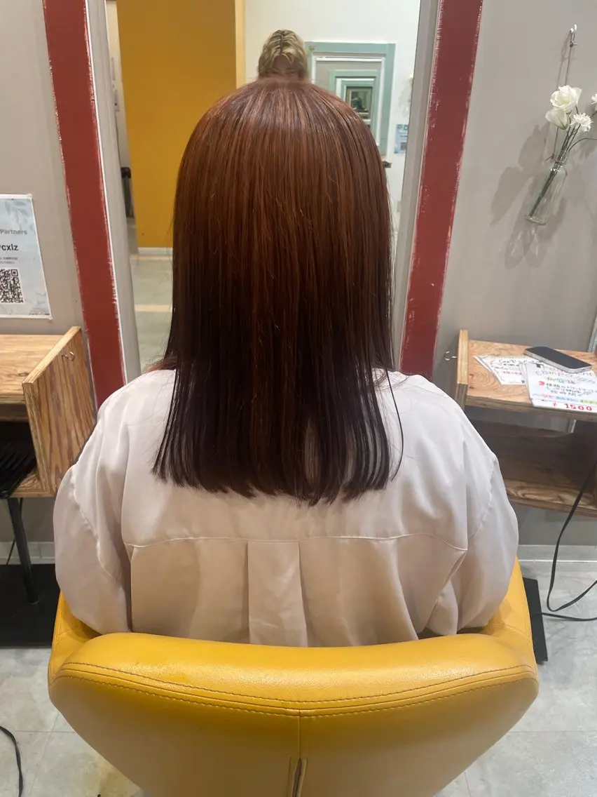 セミロング ROOMS Himariのヘアスタイル