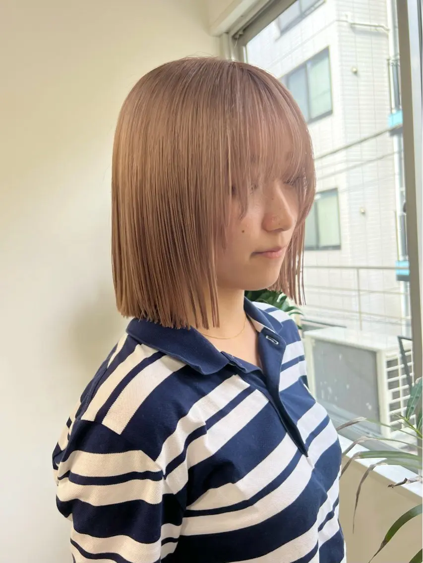 ミディアム カラー アッシュ バレイヤージュ ベージュカラー 黒髪 ブリーチ カット ヘアカラー トリートメント ブリーチ　ハイトーン 特化🌈フジタハルキのヘアスタイル