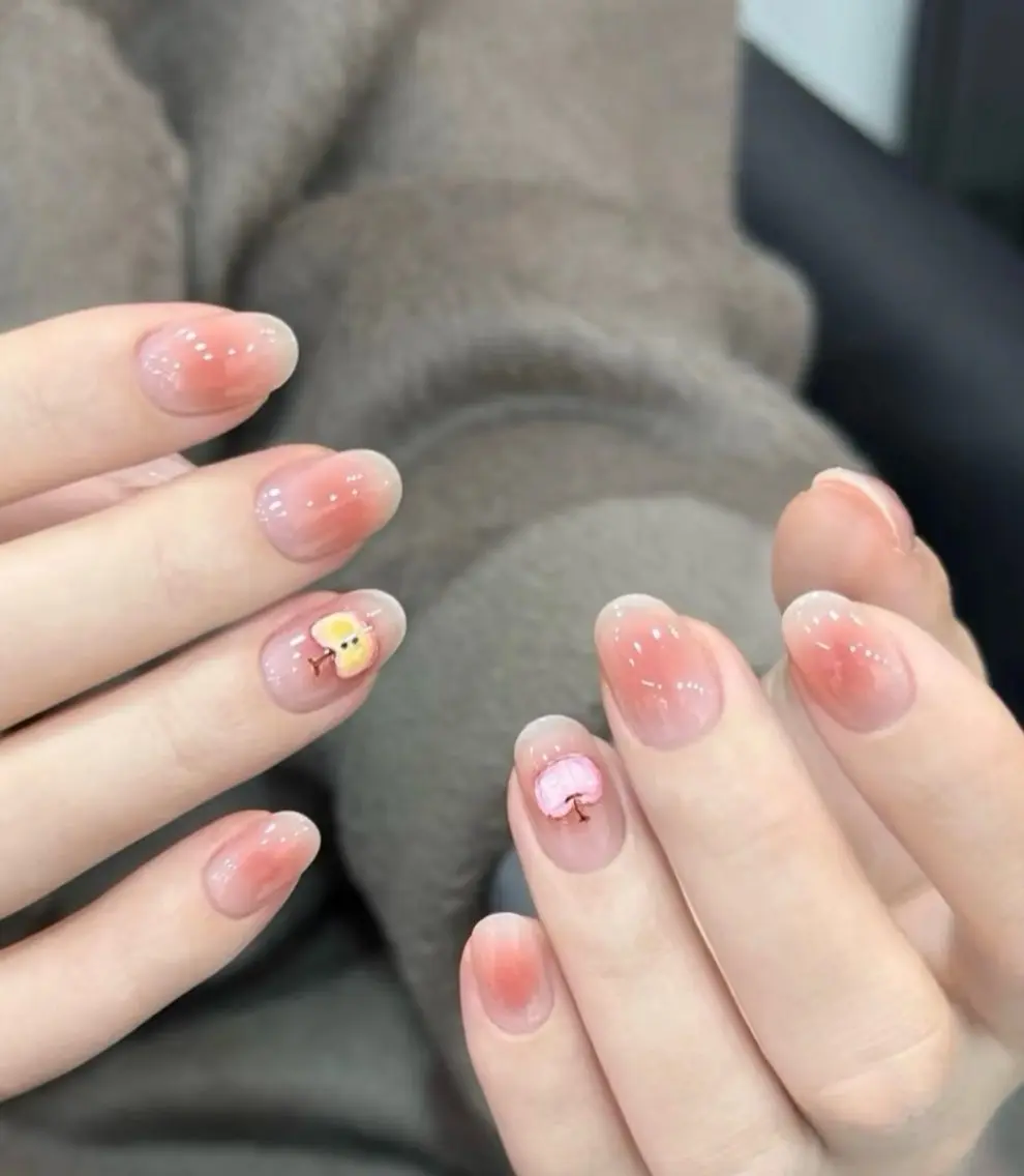 ネイル ハンドネイル RAFUnail モモコのネイルデザイン
