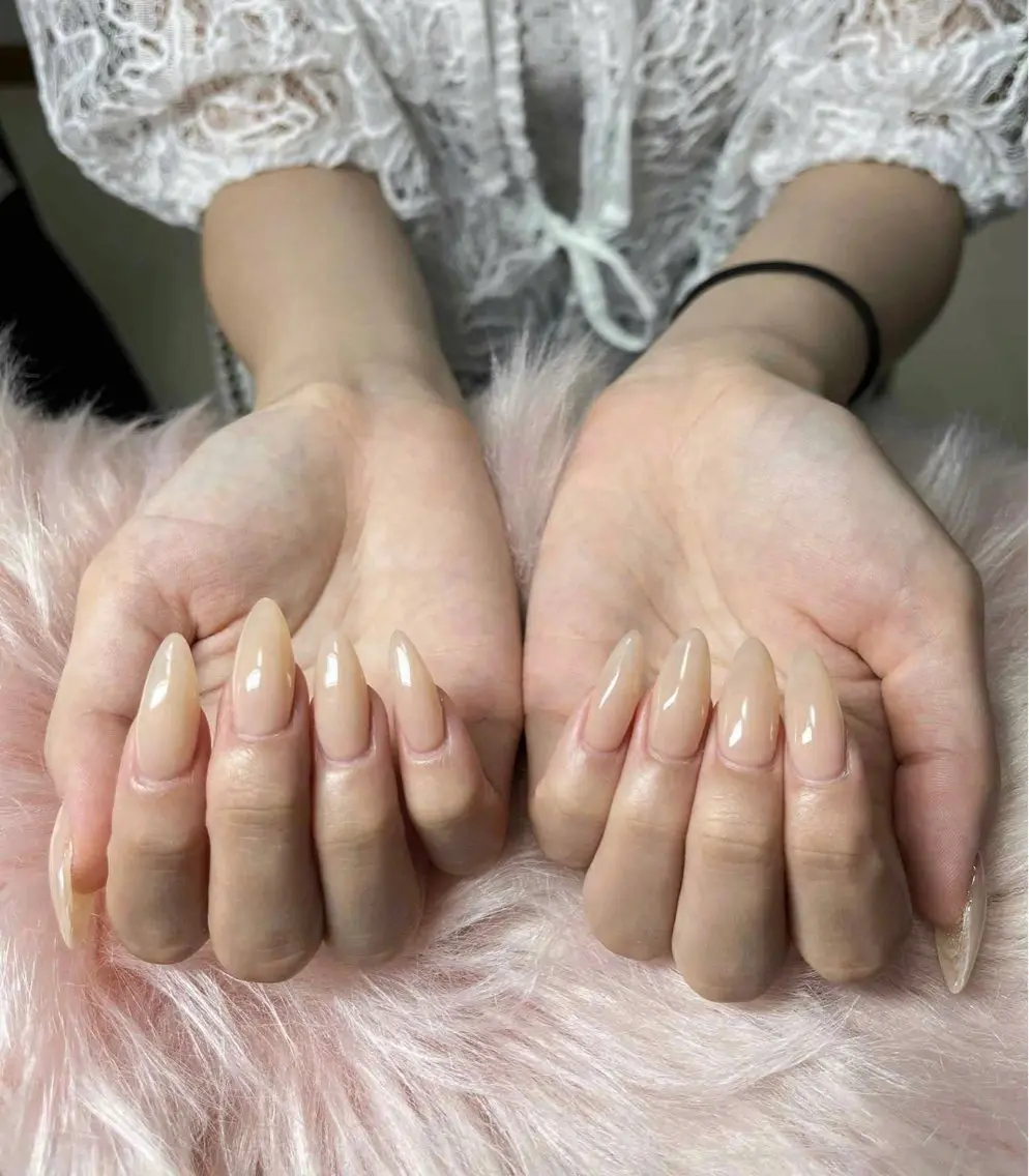 ネイル オーロラネイル フレンチネイル ジェルネイル ハロウィン キラキラネイル H.baby Nail Salonのネイルデザイン