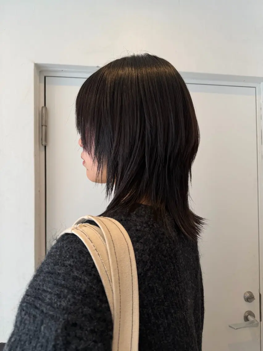 カラー 黒髪 Riri shuttaのヘアスタイル