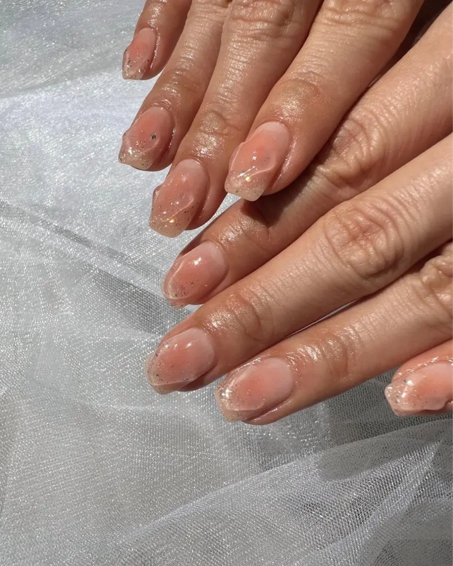 ネイル オーロラネイル クリアネイル 氷ネイル・うるうるネイル 韓国ネイル ニュアンスネイル 🪞KAPE NAIL 🪞のネイルデザイン