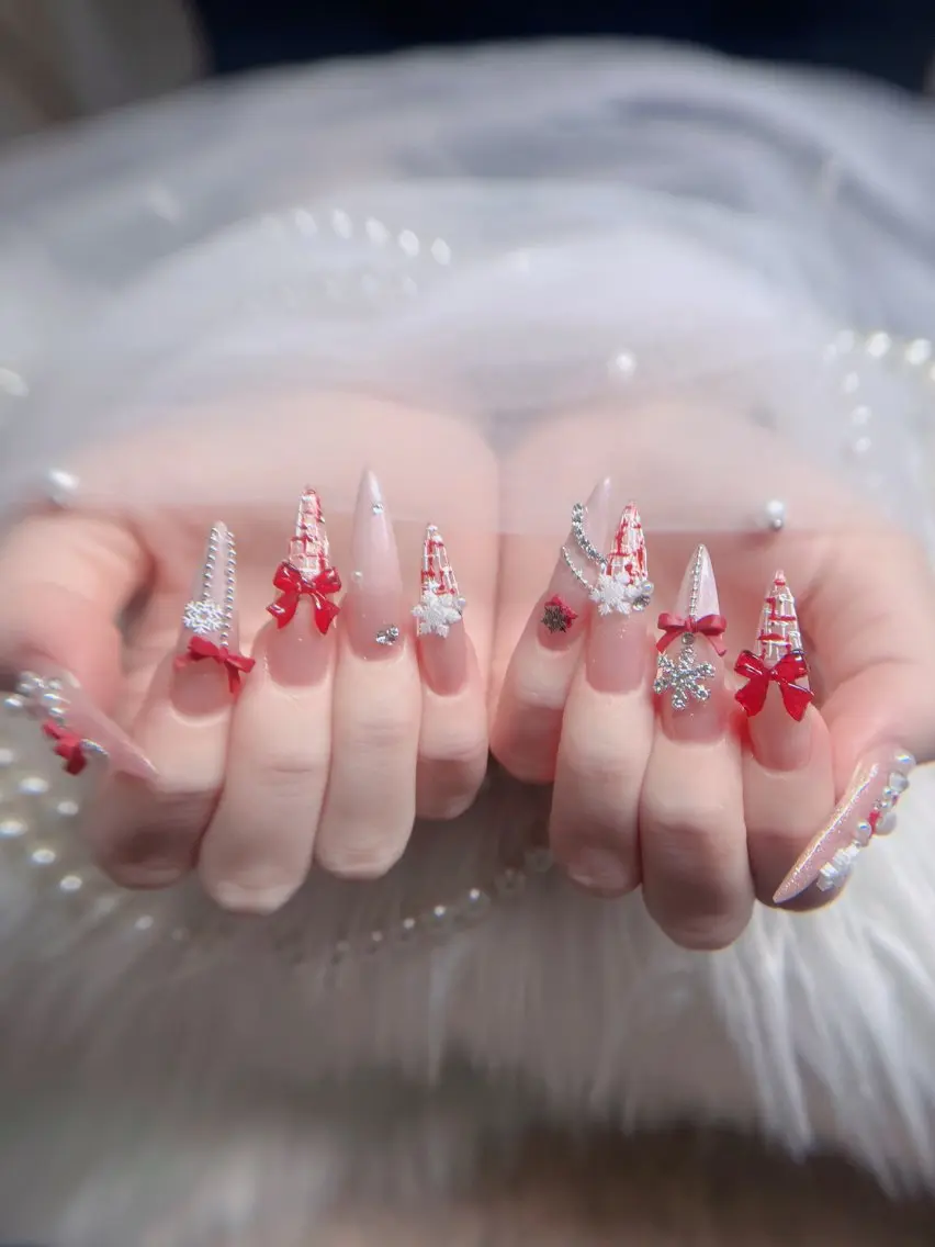 ネイル フレンチネイル ジェルネイル ガラスフレンチ ハロウィン ハート ハンドネイル H.baby Nail Salonのネイルデザイン