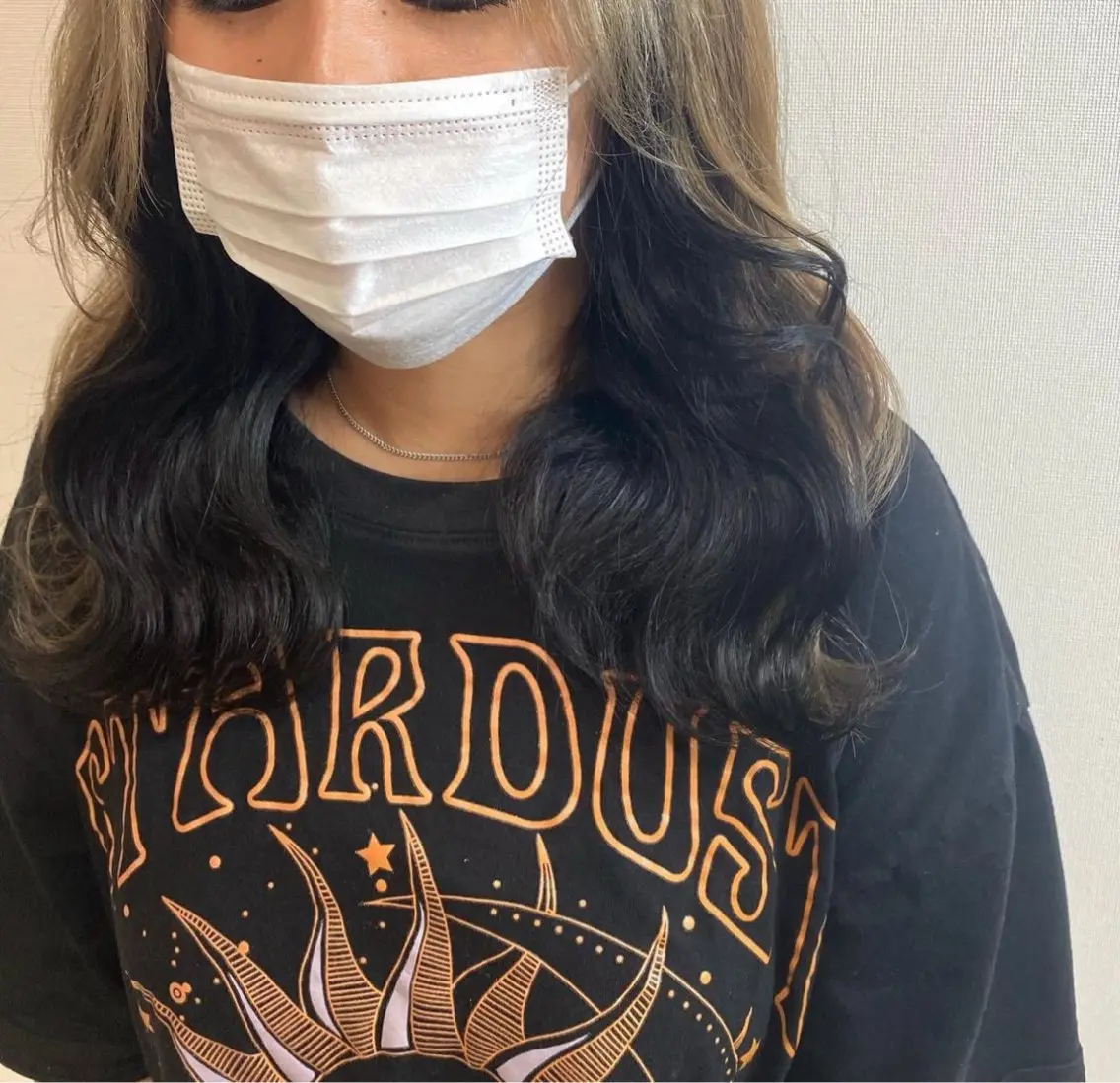 カラー 林 美月のヘアスタイル