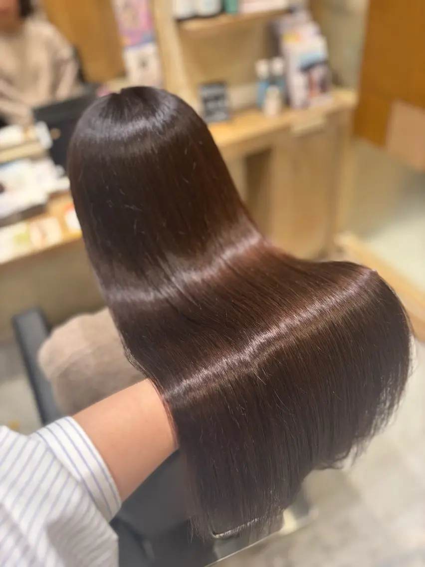 ロング 縮毛矯正 トリートメント 透明感グレージュ/ 縮毛矯正/静岡のヘアスタイル