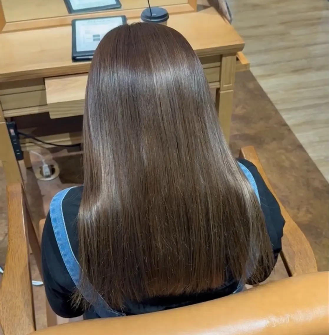 カラー 河津 茉央のヘアスタイル