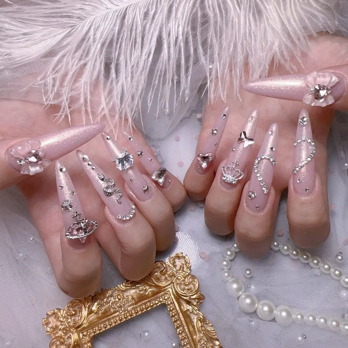 ネイル オーロラネイル フットネイル 韓国ネイル ラメ(グリッター) ラメグラデーション ハンドネイル Belle nail salon 新小岩のネイルデザイン