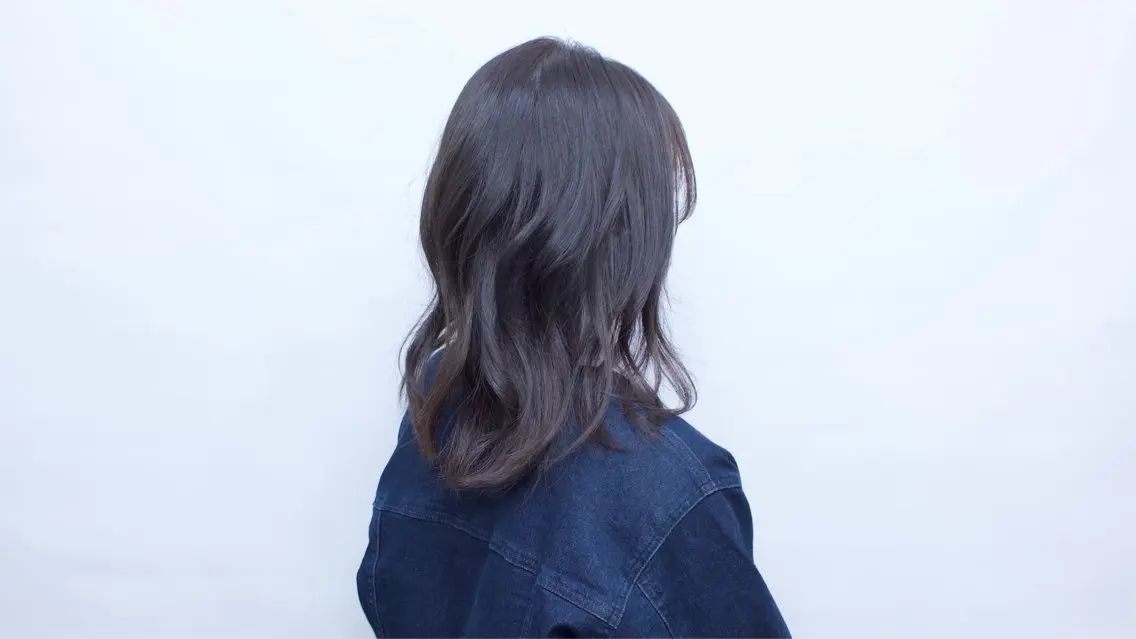 セミロング カラー アッシュ ダークアッシュ 黒澤 寛斗のヘアスタイル
