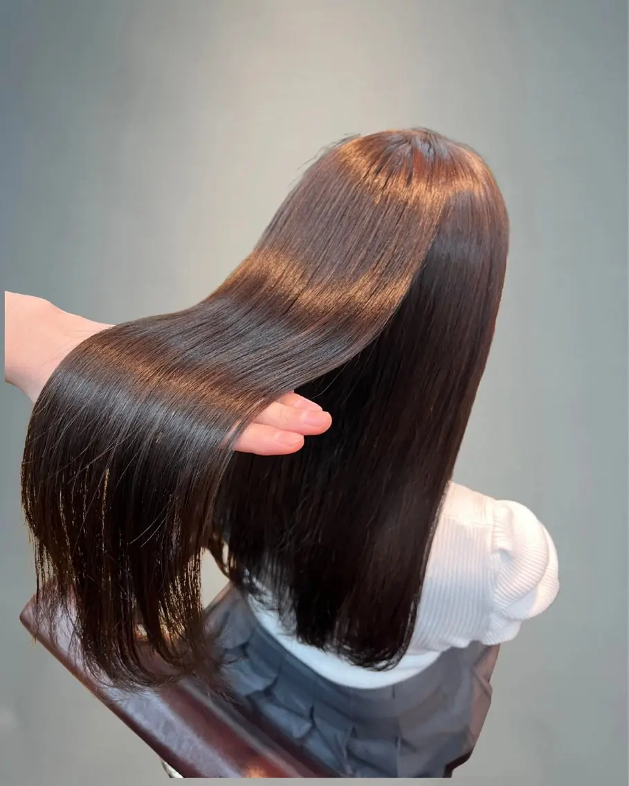 ロング カラー ヘアカラー 《髪質改善 UN BLEACH》のヘアスタイル