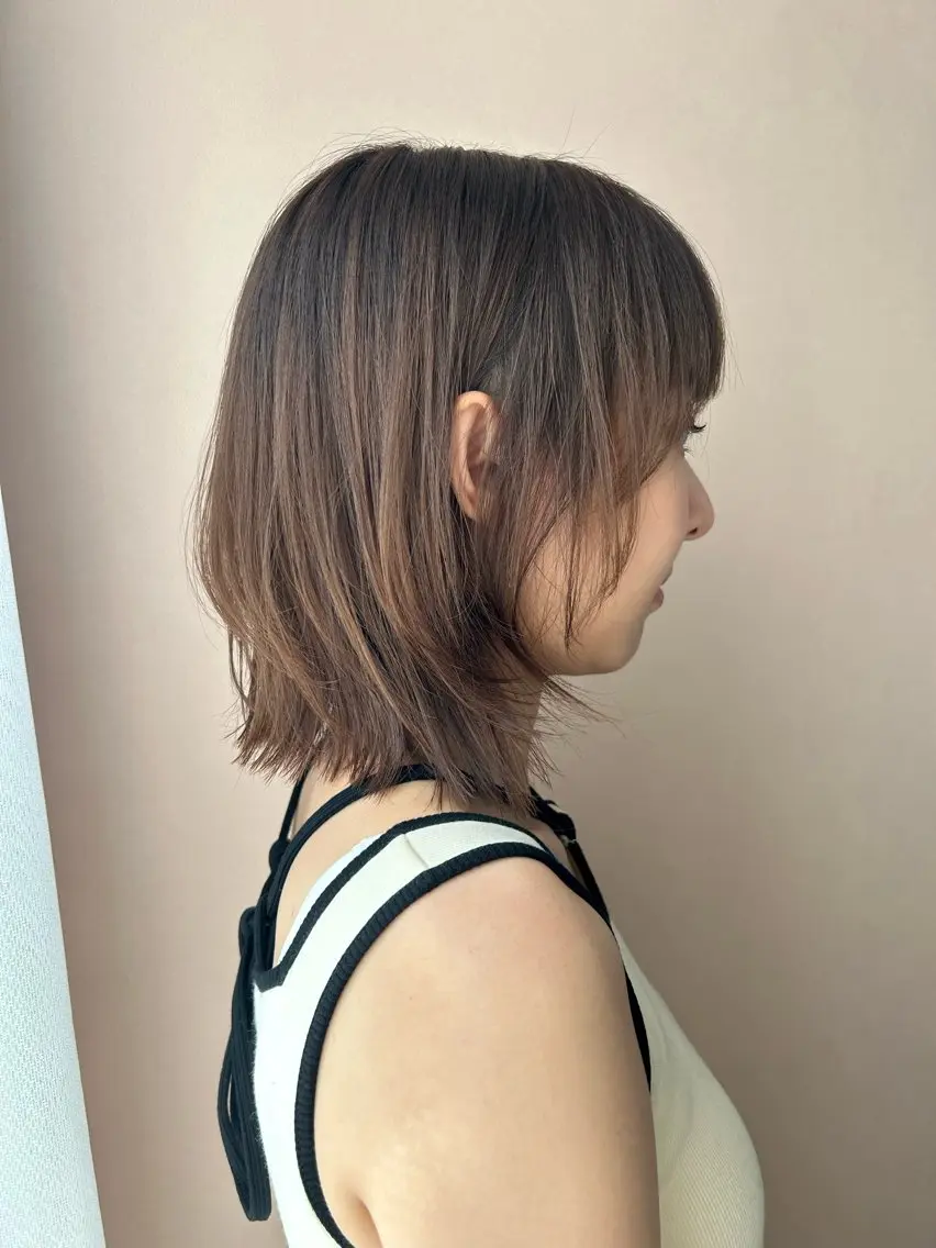ミディアム カラー ボブレイヤー ボブ レイヤーカット hubhair レイヤー/透明感のヘアスタイル