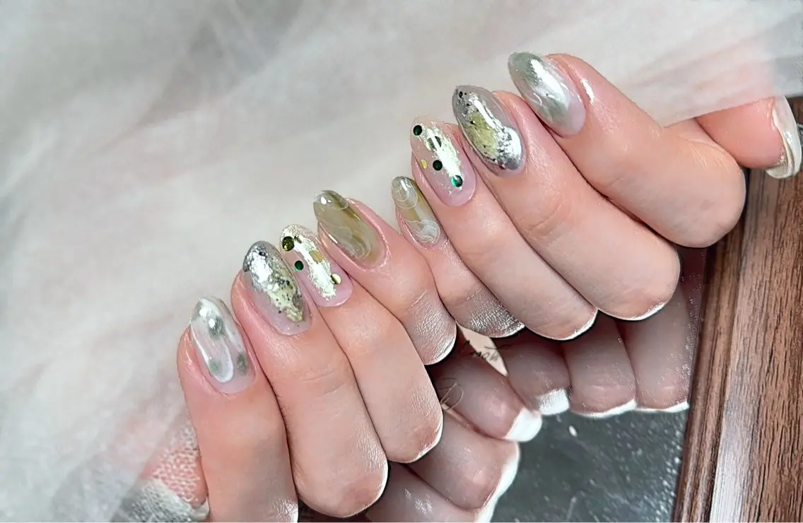 ネイル ハンドネイル YUMI ニュアンスnailsのネイルデザイン