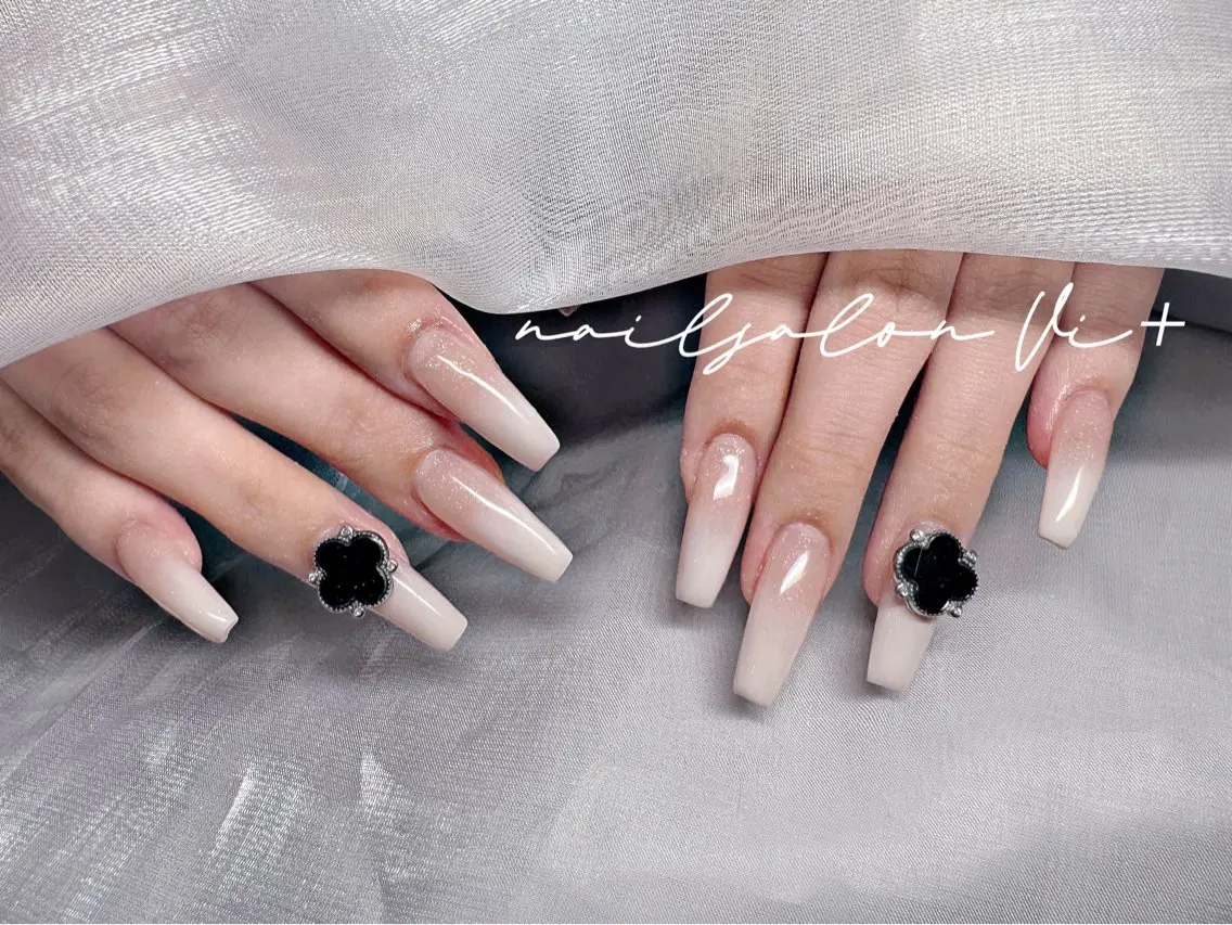 ネイル ハンドネイル ✨Nailsalon Vi+✨のネイルデザイン