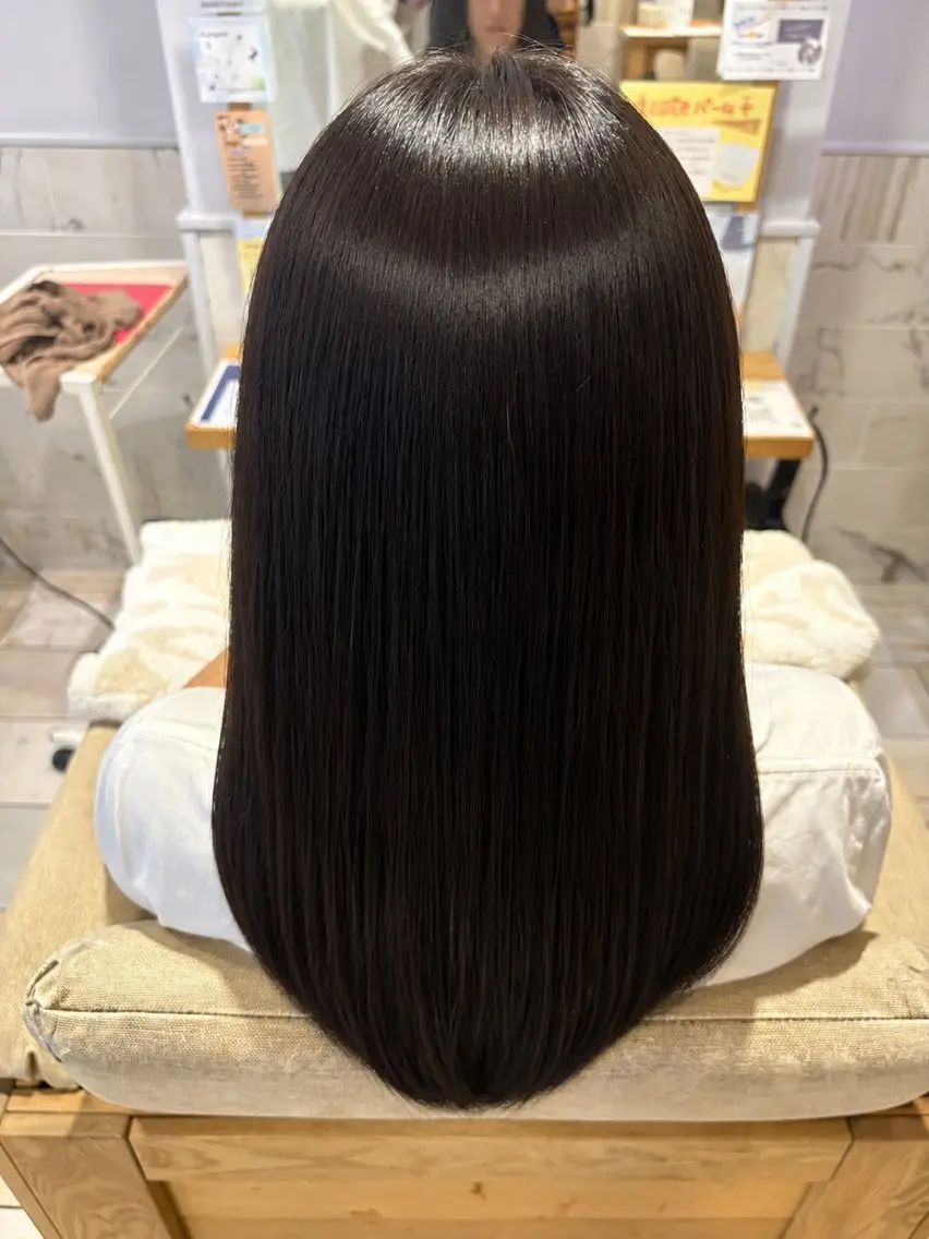 カラー ブラウンカラー ダークブラウン 巻寄 しおんのヘアスタイル
