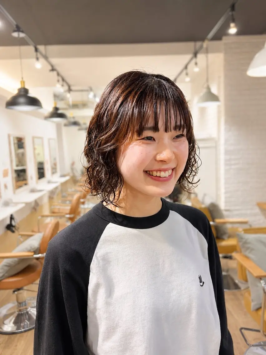 ショート パーマ ボブ カット パーマ 🍒暖色カラー ❤️‍🔥あおいのヘアスタイル