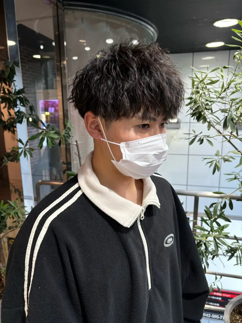 パーマ メンズ メンズパーマ ツイストスパイラルパーマ スパイラルパーマ カット パーマ トリートメント ヘアセット 髪質改善 ネイル コトミ🐸のヘアスタイル