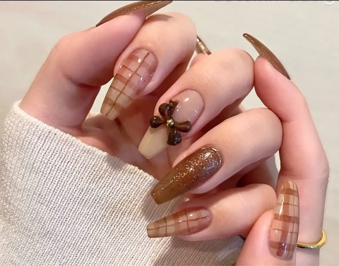 ネイル フレンチネイル ジェルネイル ハロウィン 韓国ネイル マグネットネイル ハンドネイル Hbaby nailのネイルデザイン