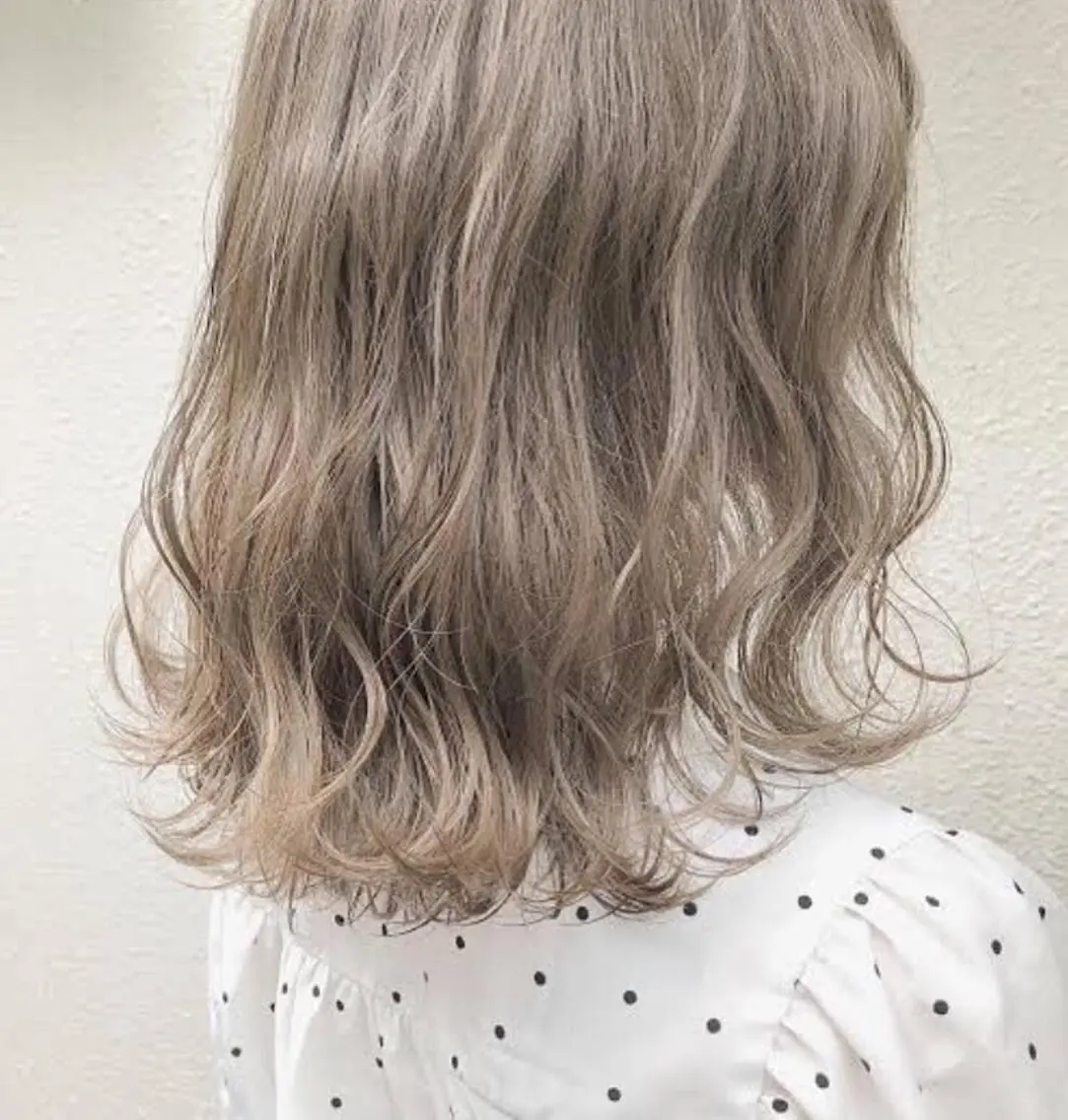 ミディアム カラー 髪の再生請負人 矢野雄三のヘアスタイル