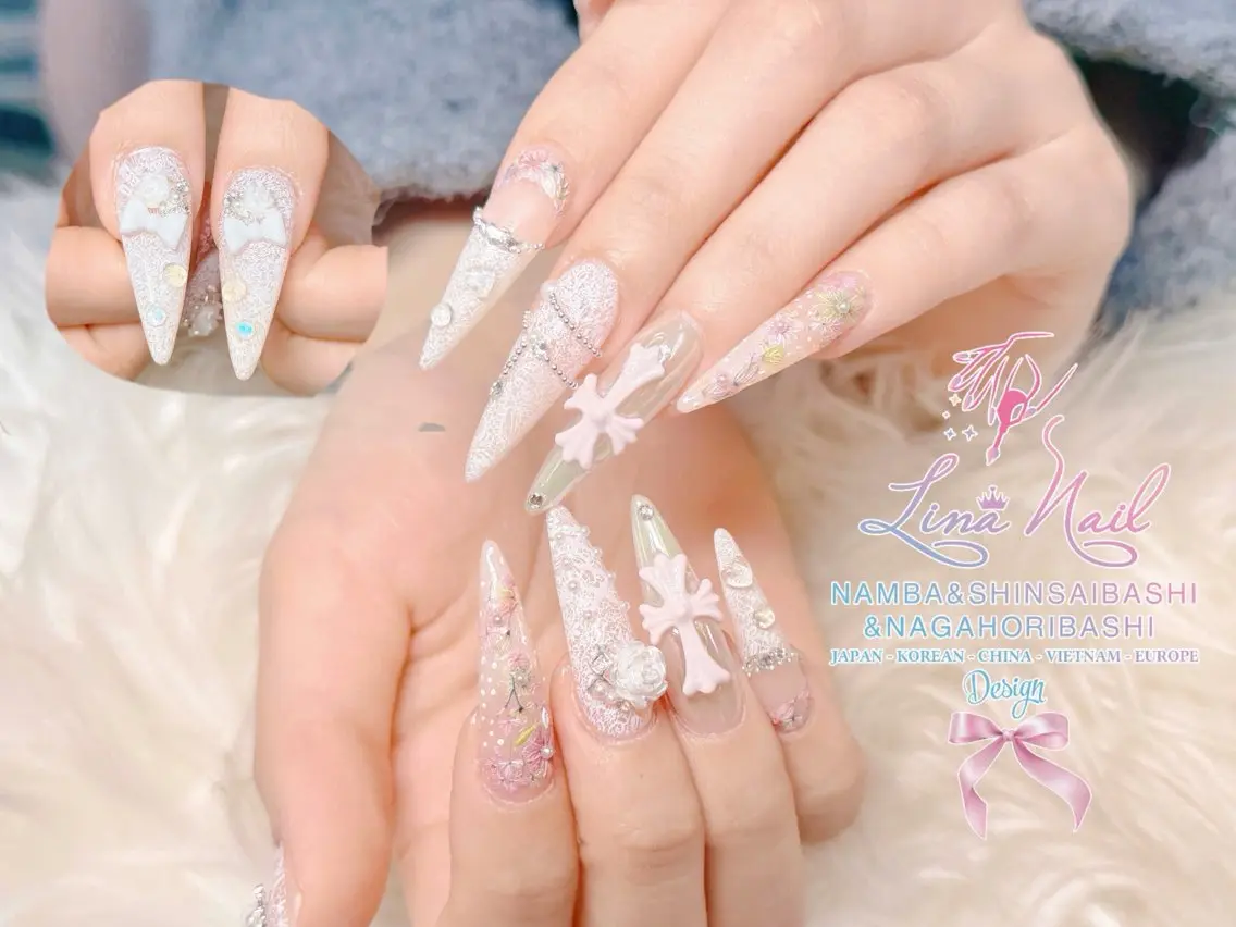 ロング 韓国風ヘア ロング クリスマス ハンドネイル Linanail Nambaのマツエク・マツパデザイン