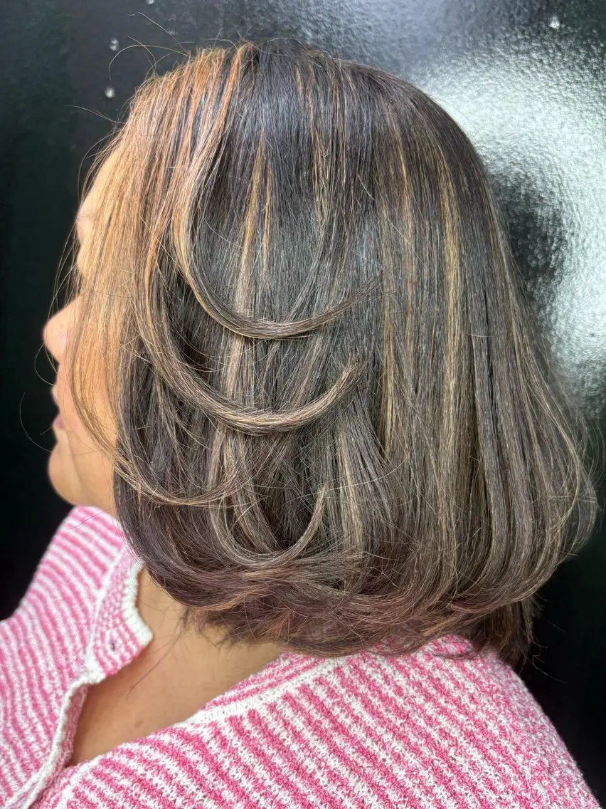 ミディアム カラー Japuska ジャプスカのヘアスタイル