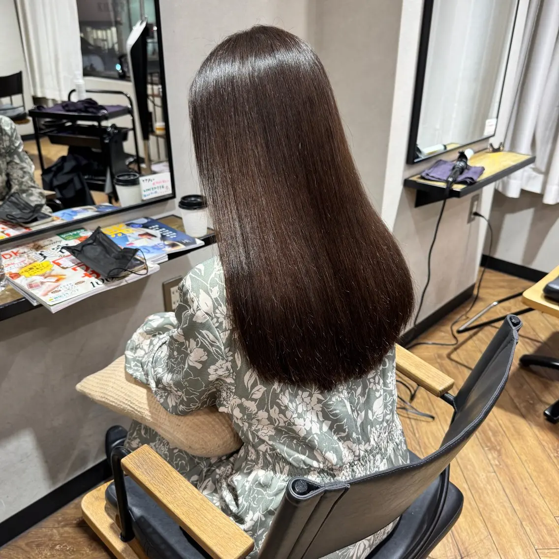 ロング カット 縮毛矯正 檜谷 晴前髪・顔周りカットのヘアスタイル