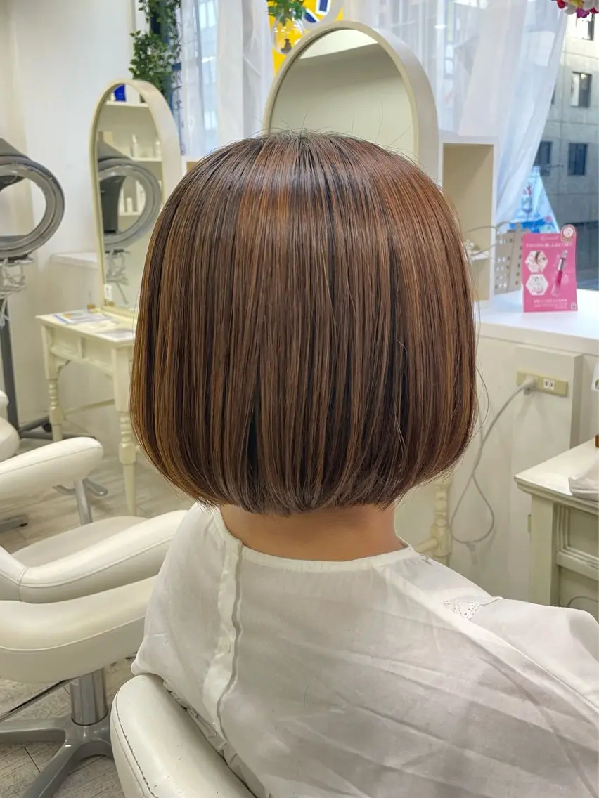 ショート 前下がりボブ ボブ カット 縮毛矯正 新籾 尚哉のヘアスタイル